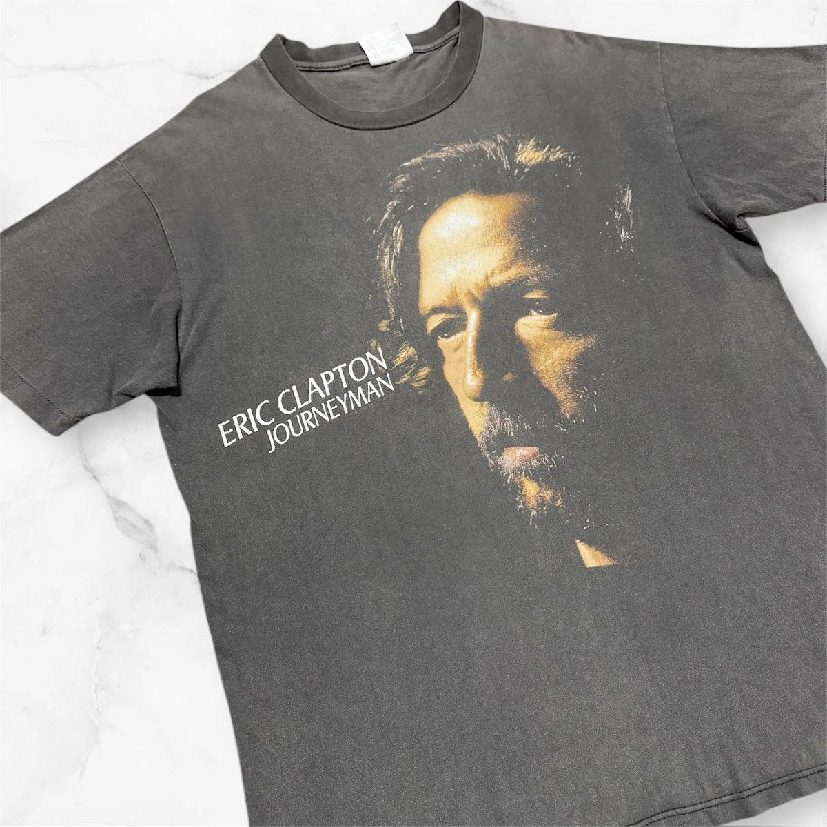 Band Tees × Vintage Vintage 90s Eric Clapton Journeyman faded evently nice Tees Size US L / EU 52-54 / 3 - 2 Thumbnail