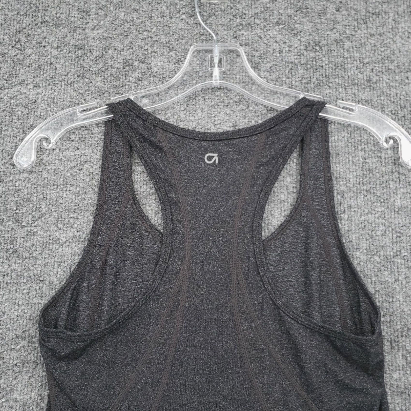 Vintage GapFit Tank Womens S Gray Racerback Scoop Neck Tagless Workout Sportswear Shirt Size ONE SIZE - 5 Thumbnail