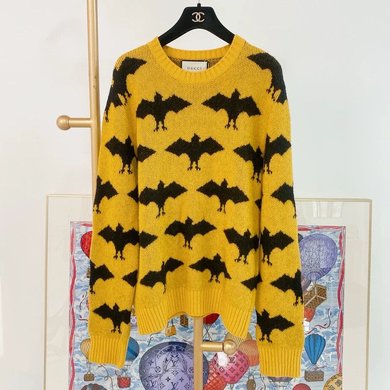Gucci Gucci Yellow bat print sweater Size US XL / EU 56 / 4 - 1 Thumbnail