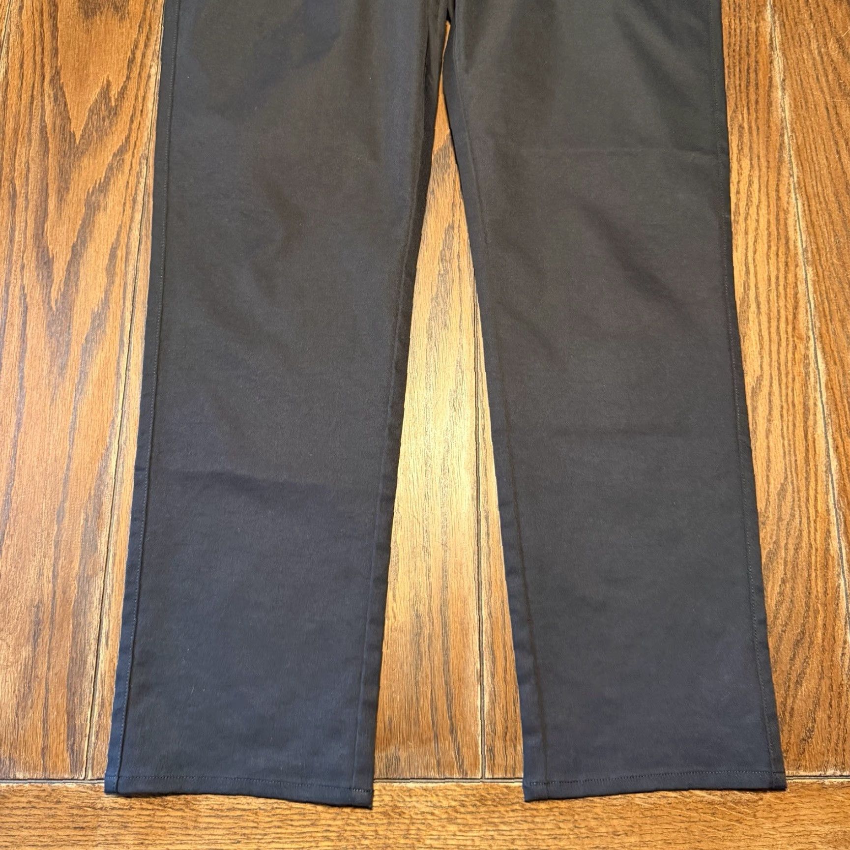 Peter Millar Peter Millar Crown Sport Men Pants Chino Golf Straight Leg Flat Front Black 35x30 Regular Men’s Black Golf Crown Sport Pants Size US 35 - 2 Thumbnail