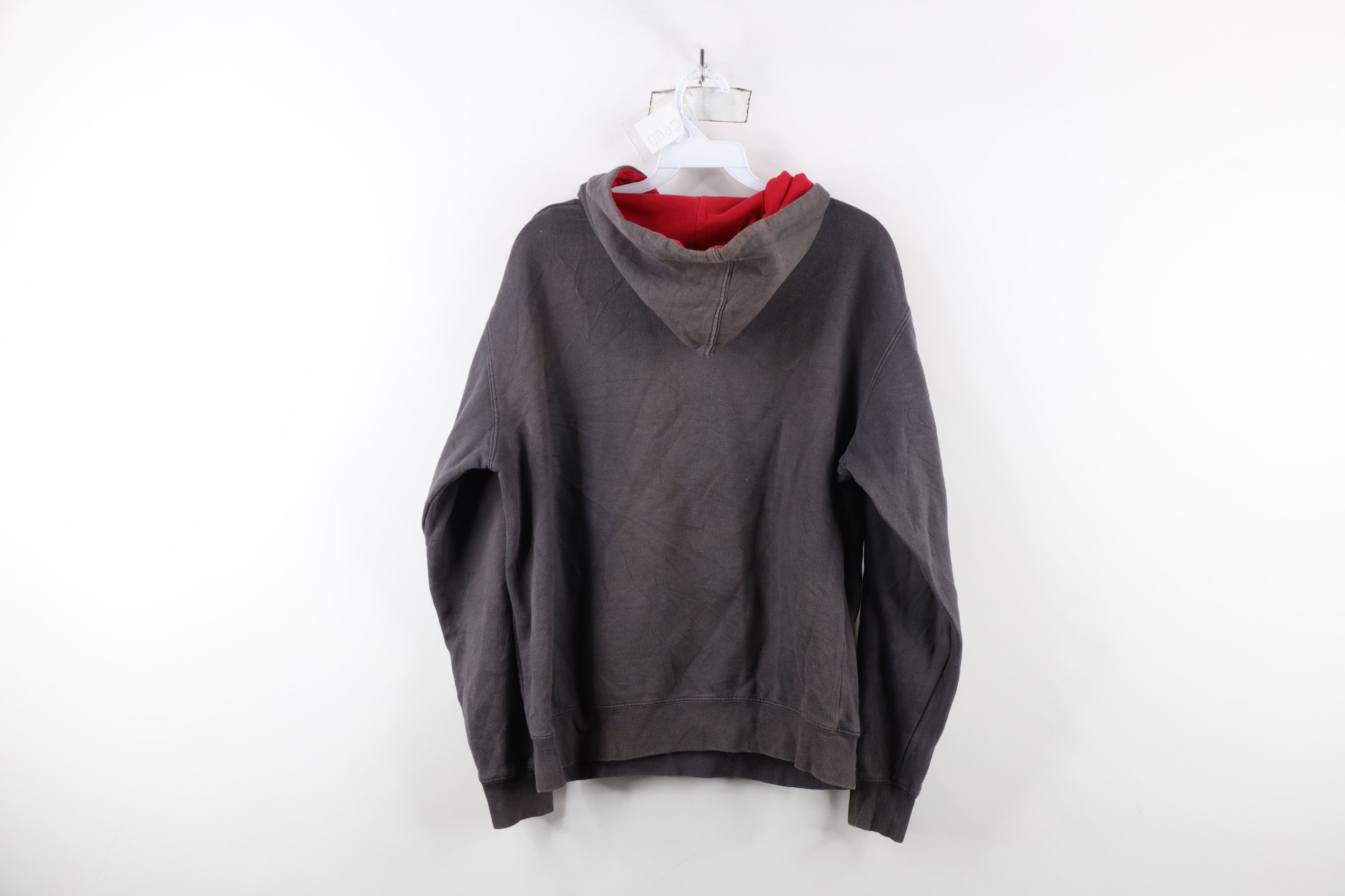 Vintage Vintage Spell Out University of Wisconsin Hoodie Sweatshirt Size US S / EU 44-46 / 1 - 11 Thumbnail