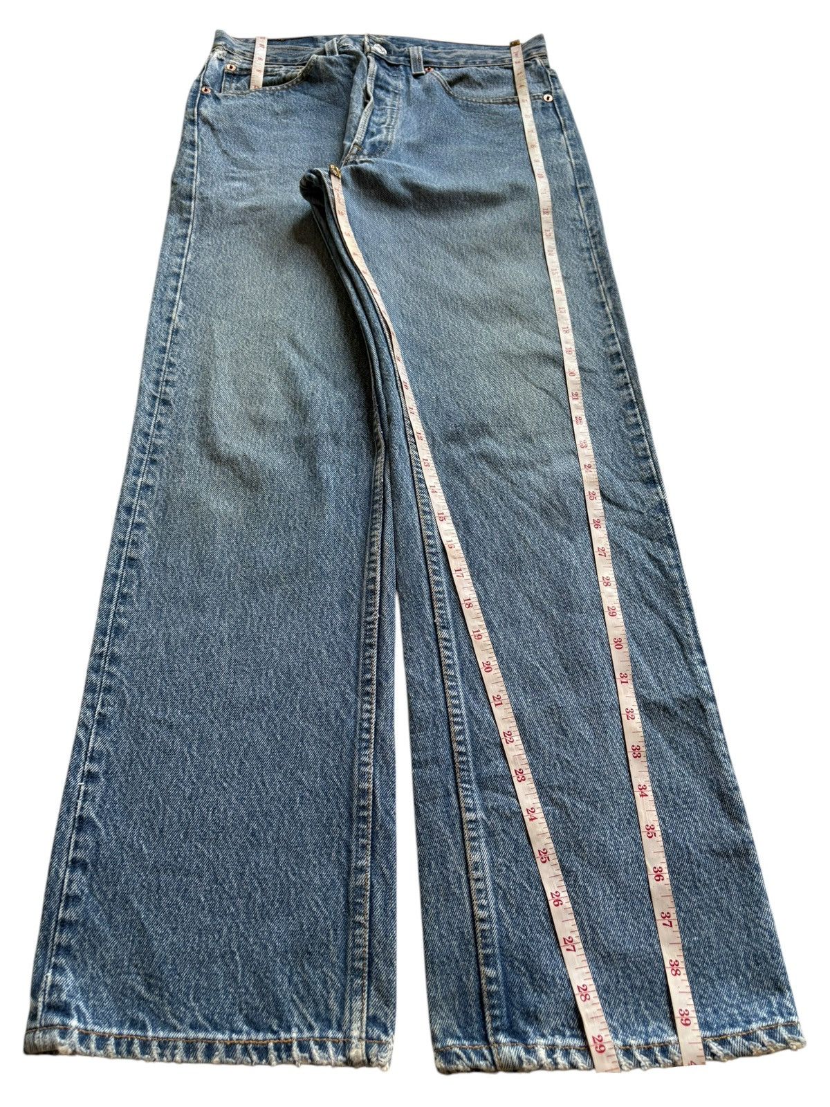 Levi's SALES🔥Vintage 90s Levis 501 Blue Wash Loose Jeans Size US 30 / EU 46 - 12 Thumbnail