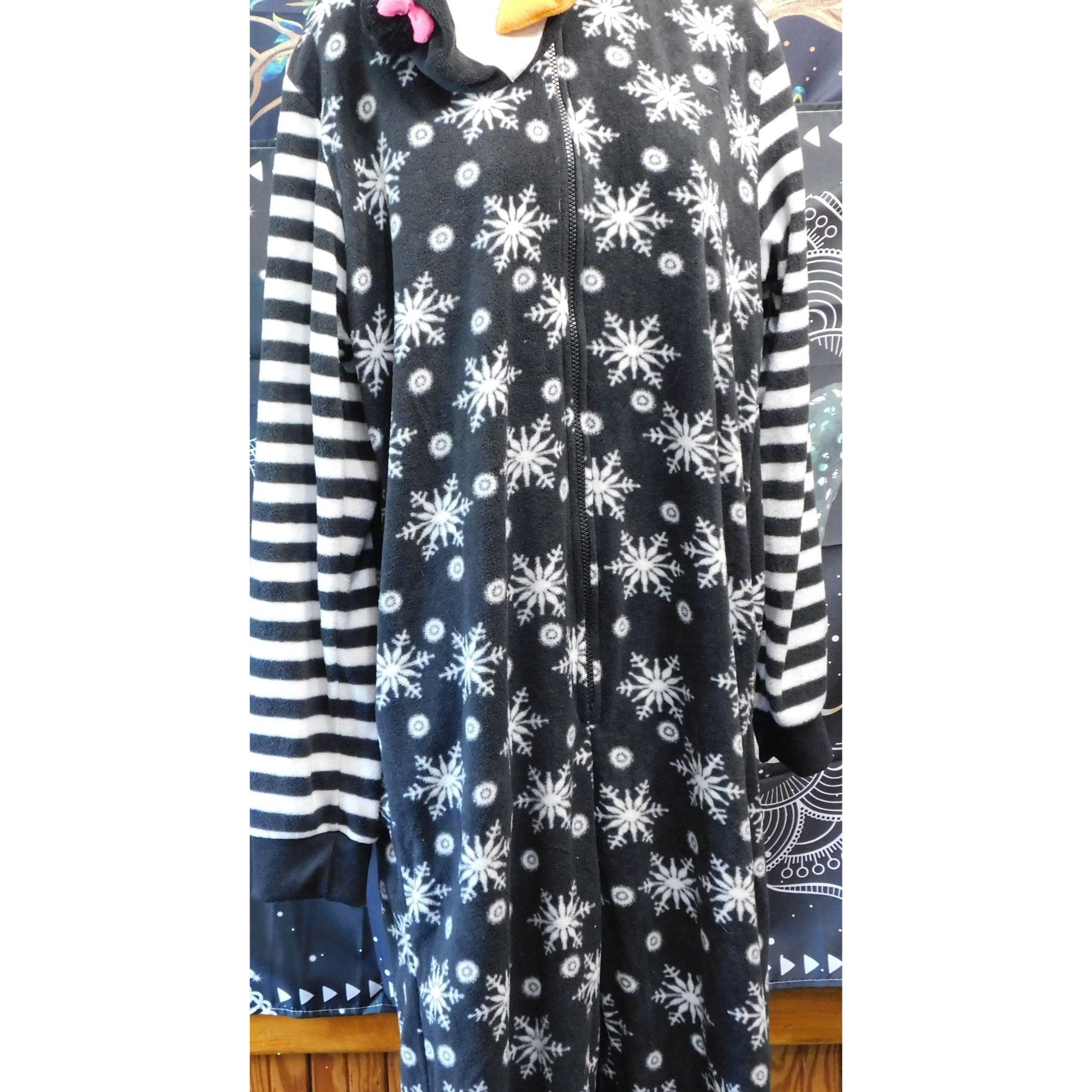 Other Winter Penguin Black And White Kigurumi Pajamas Size ONE SIZE - 3 Thumbnail