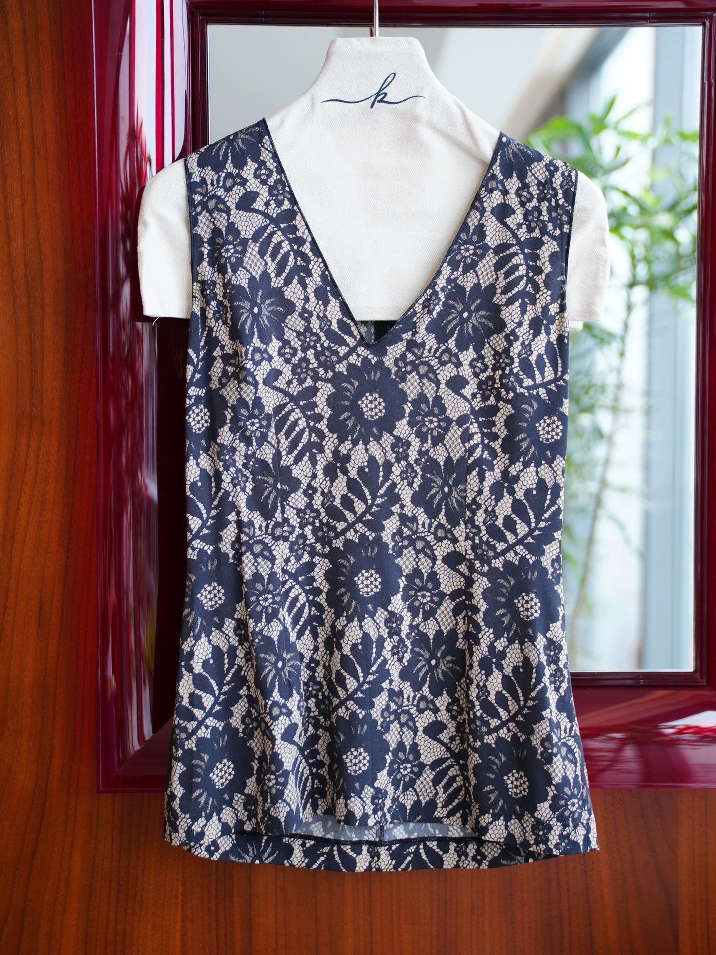 Dolce & Gabbana Dolce&Gabbana Women's Lace Print Tank Top 38/L Size XS / US 0-2 / IT 36-38 - 1 Thumbnail
