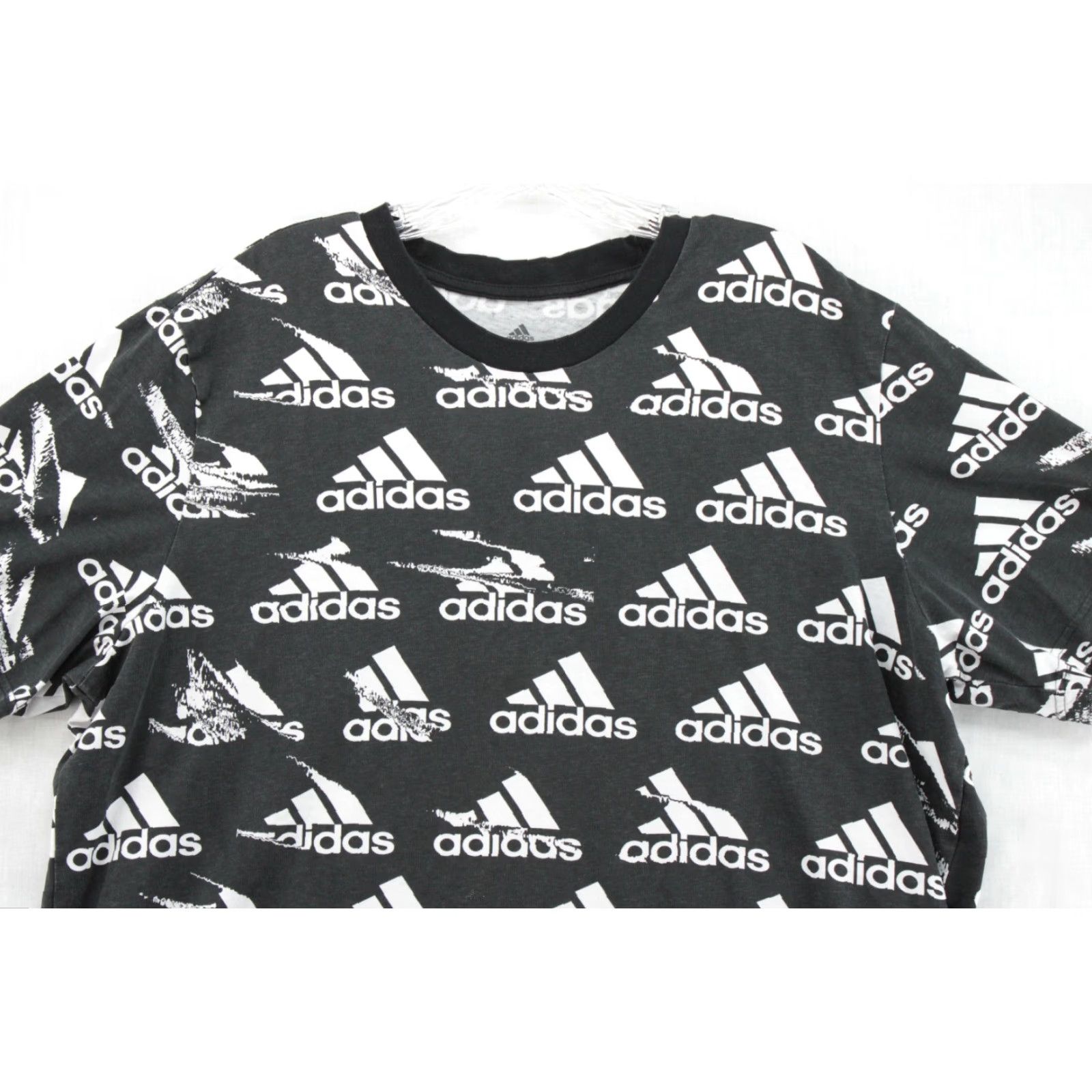 Adidas Adidas T Shirt XL Black All Over Print Logo Short Sleeve Crewneck Tee Mens Size US XL / EU 56 / 4 - 2 Thumbnail