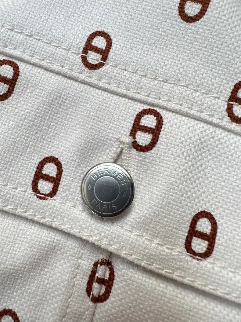 Hermes Hermes Beige Pig Nose Printed Logo Denim Jacket Size S / US 4 / IT 40 - 4 Thumbnail