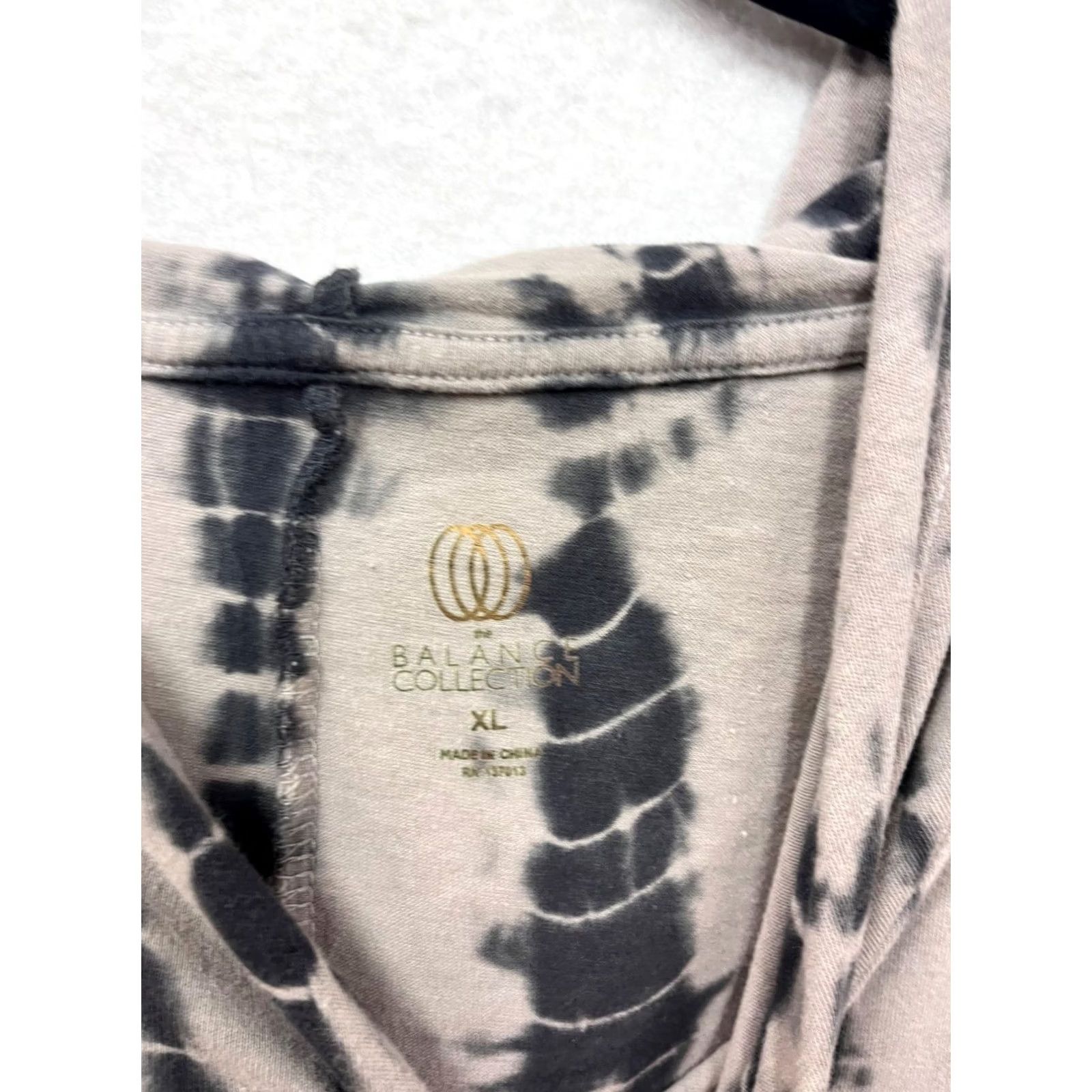Vintage VINTAGE Balance Collection Hoodie XL Tie-Dye Black Unisex Adults Pullover Cotton Spandex Long Sleeve Adjustable Drawstring Hood Lightweight Activewear Size XL / US 12-14 / IT 48-50 - 3 Thumbnail