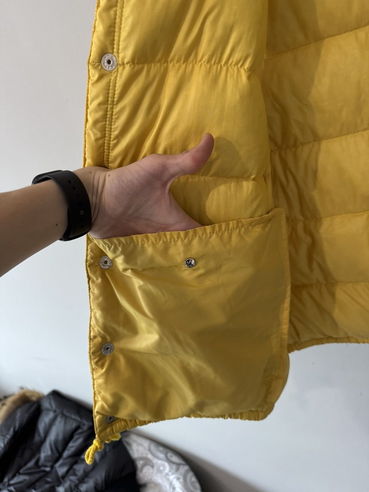 Moncler Moncler Yellow Down Puffer Vest Vintage Size US XL / EU 56 / 4 - 13 Thumbnail