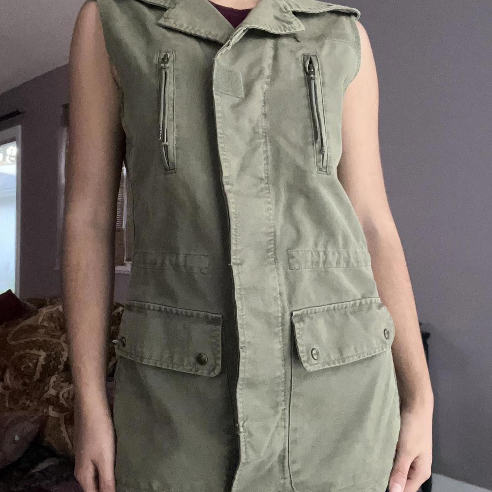 Other Khaki green sleeveless vest with pockets # Size M / US 6-8 / IT 42-44 - 1 Thumbnail