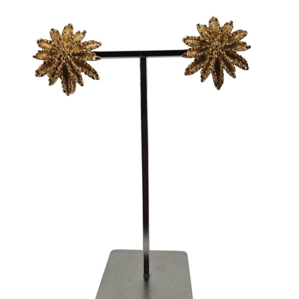 Vintage Textured Gold Starburst Clip-On Earrings Size ONE SIZE - 1 Thumbnail