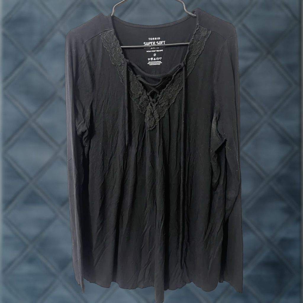 Torrid Torrid SUPER SOFT BUTTON-FRONT SEAMED Drawsting TOP WOMEN’S SIZE 0X BLACK Size XL / US 12-14 / IT 48-50 - 1 Thumbnail