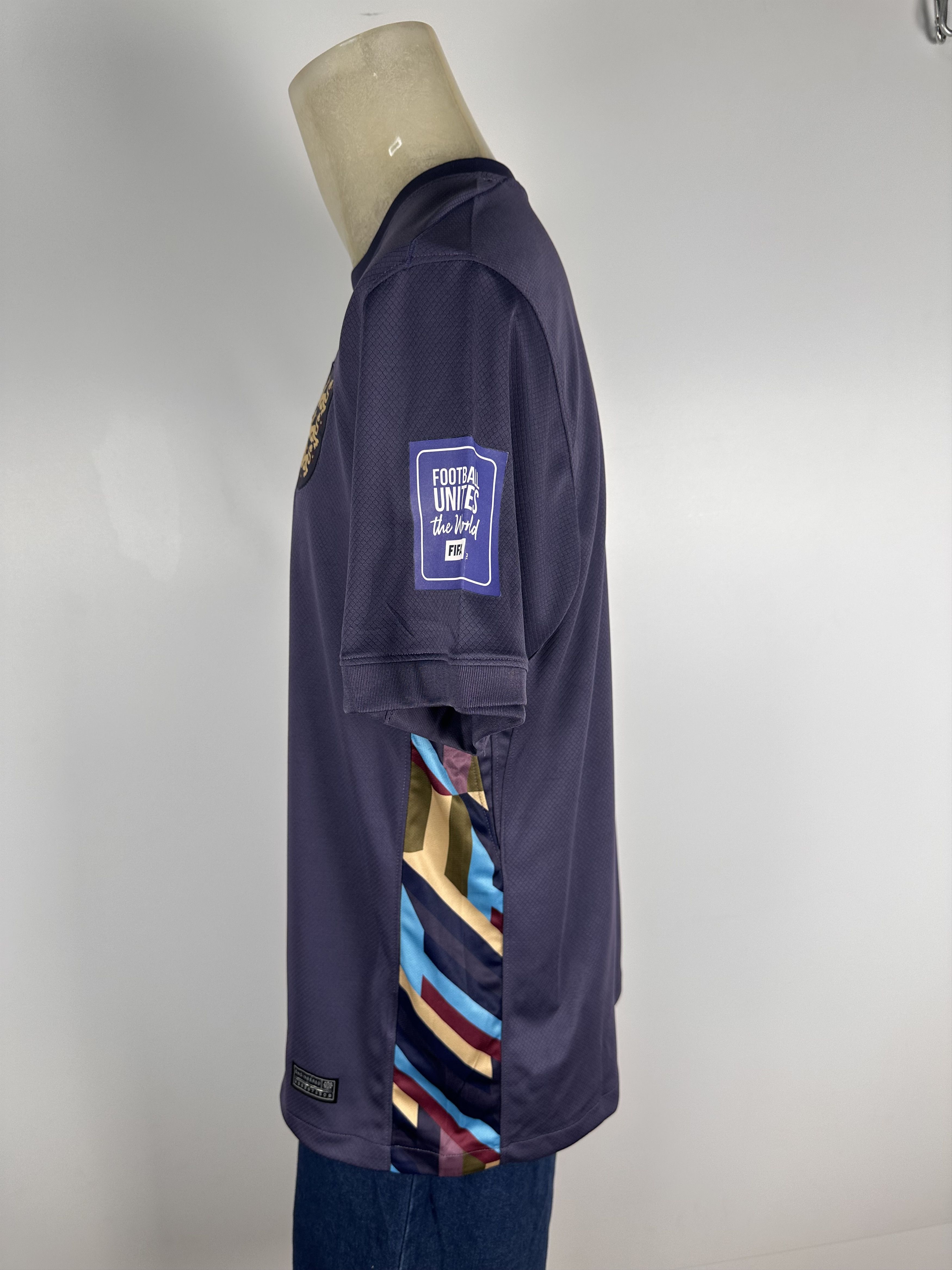 Nike England 2023 2024 Football Soccer Jersey Nike Size L Size US L / EU 52-54 / 3 - 7 Thumbnail
