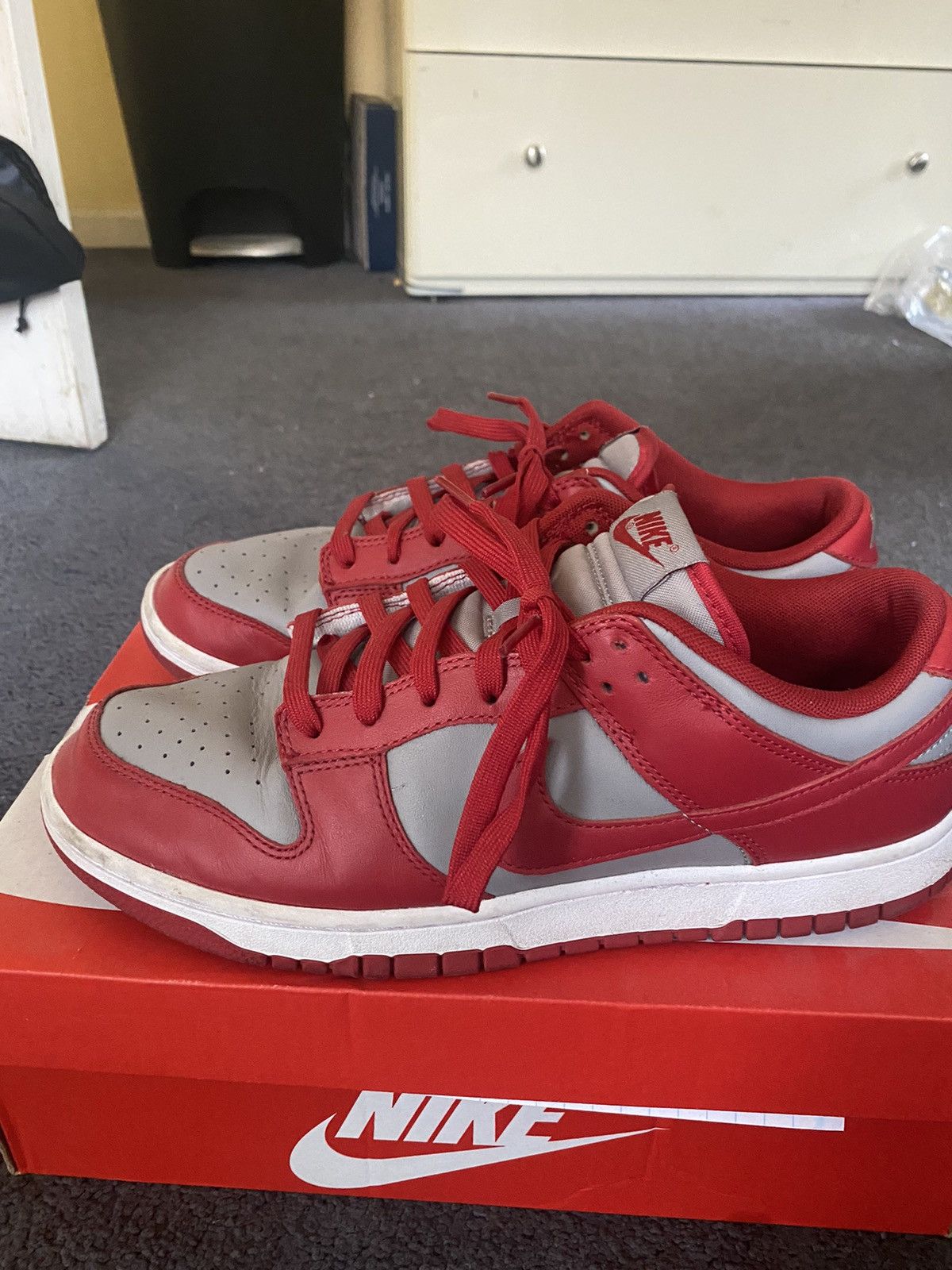 Nike UNLV Nike Dunk Low Size 10.5 Size US 10.5 / EU 43-44 - 4 Thumbnail