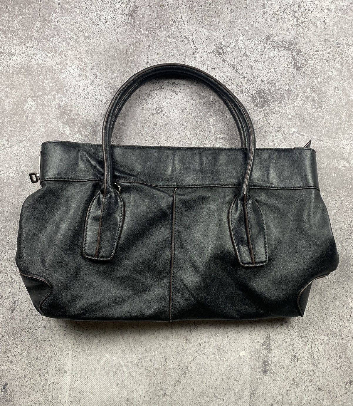 Designer × Tod's × Vintage Vintage 90s Tod’s leather shoulder/hand bag with fringes Size ONE SIZE - 7 Thumbnail