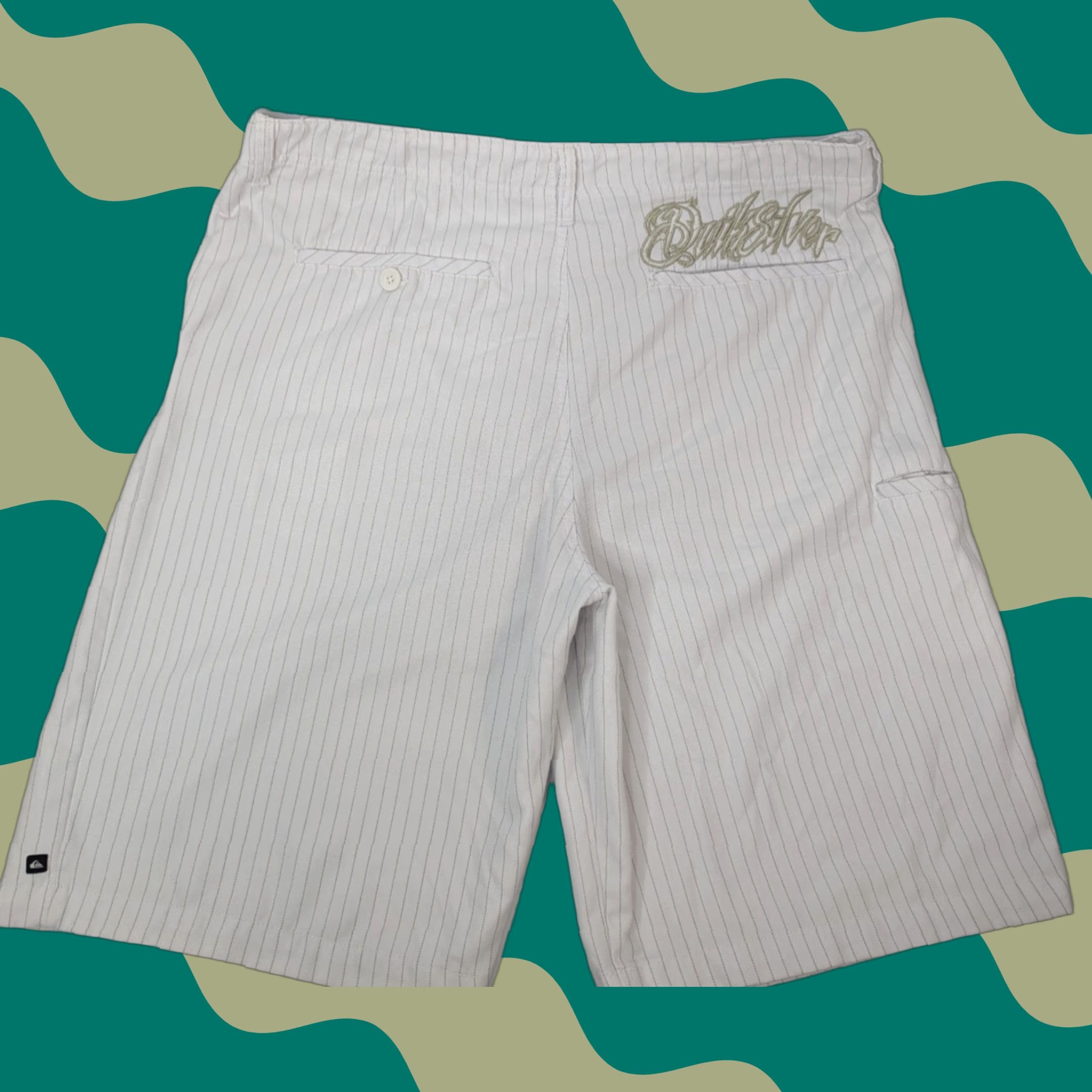 Quiksilver VINTAGE Quiksilver Shorts Men 40 White Embroidered Pinstripe Outdoor Chino Logo 40 in Waist Mens Size US 40 / EU 56 - 1 Thumbnail