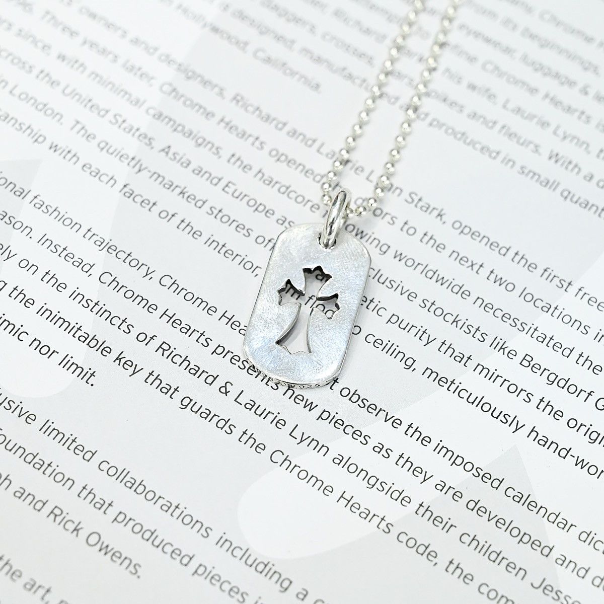 CHROME HEARTS DOG SML CROSS SILVER NECKLACE