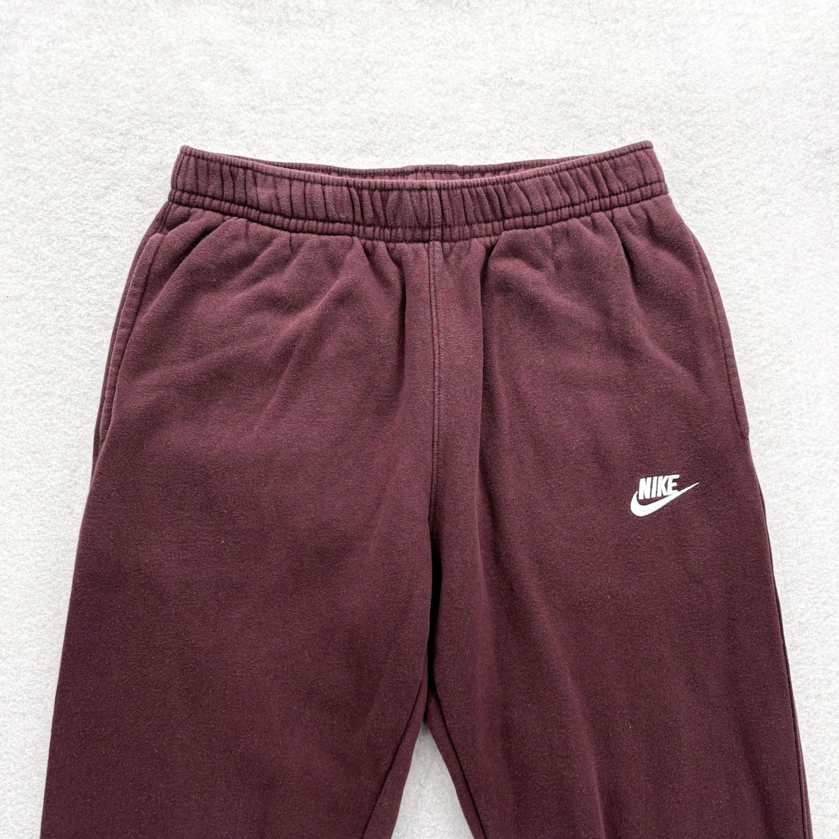 Nike Nike Club Fleece Pants Mens M Red Joggers Sweatpants Athletic Gym Training Size US 31 - 2 Thumbnail