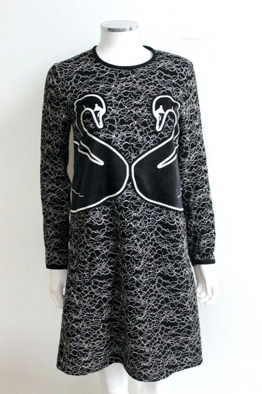 Other Victoria Beckham Black Lace Swan Shift Dress UK 8 Size S / US 4 / IT 40 - 1 Thumbnail