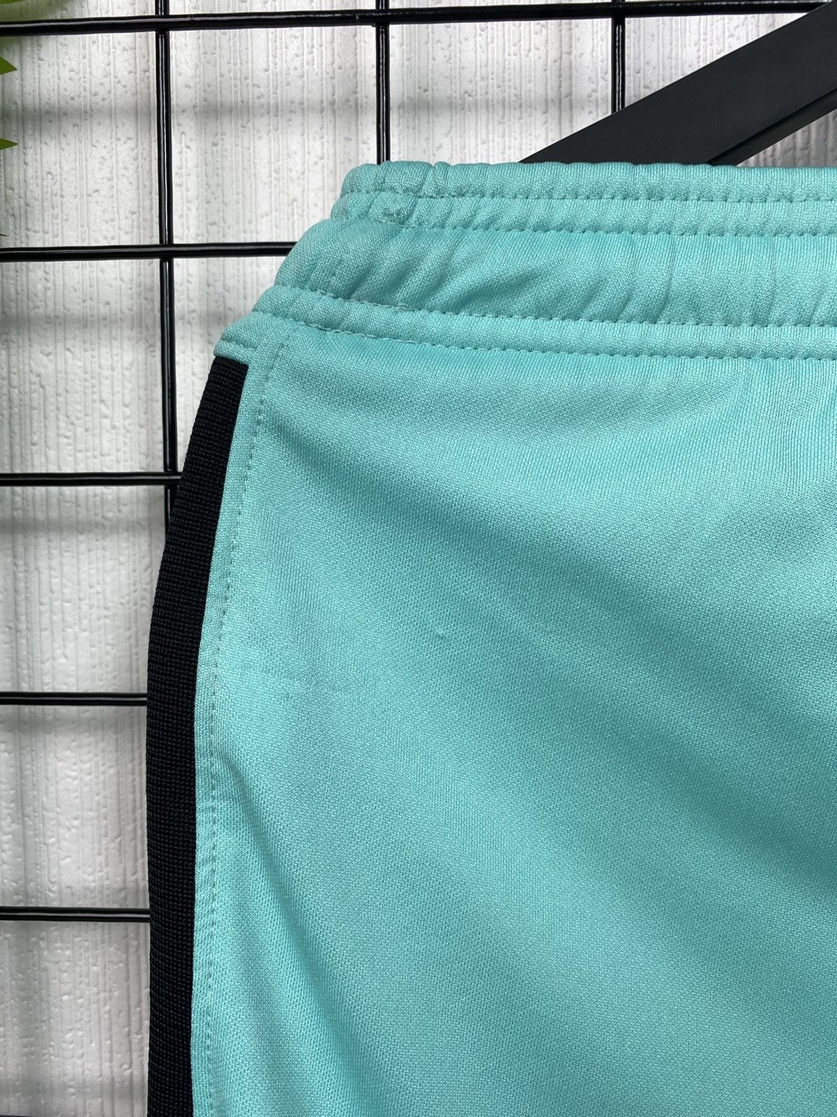 Nike Nike Liverpool Shorts Turquoise Men’s M Soccer Training Size US 32 / EU 48 - 10 Thumbnail