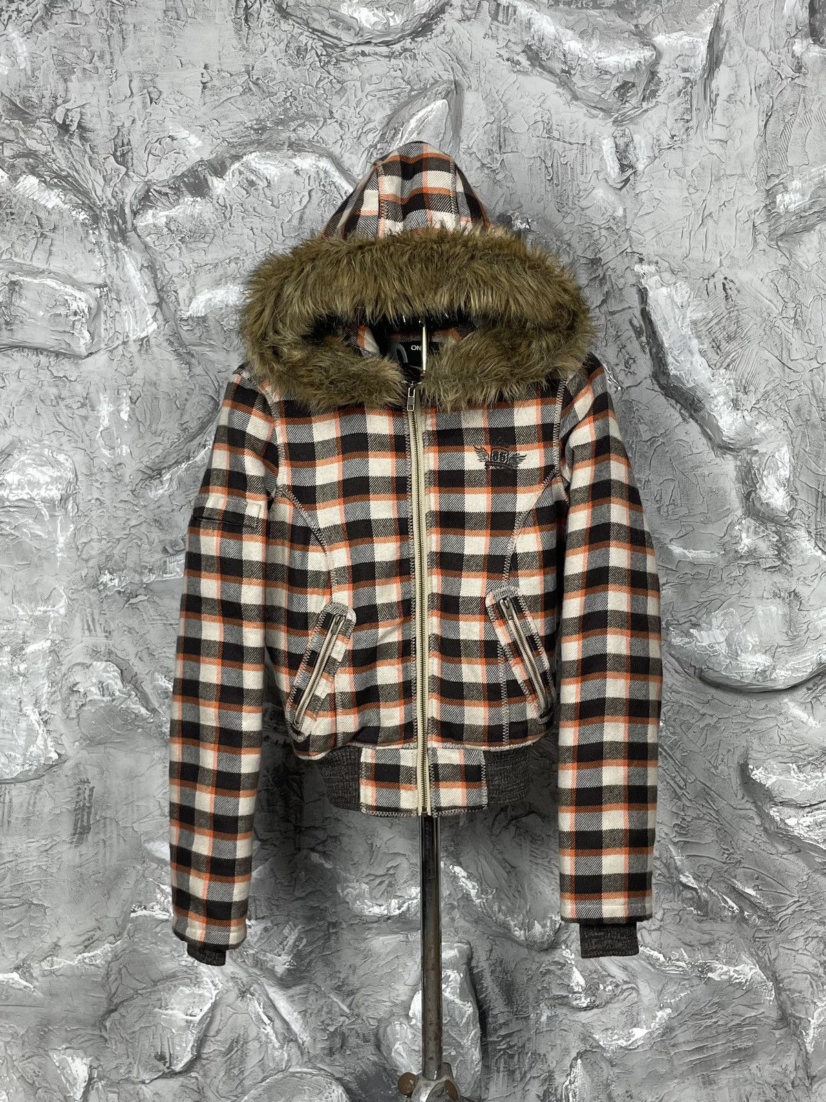 If Six Was Nine × Japanese Brand × Le Grande Bleu (L.G.B.) 2000s Vintage Y2K Fur Cropped Bomber Jacket Size US S / EU 44-46 / 1 - 2 Thumbnail