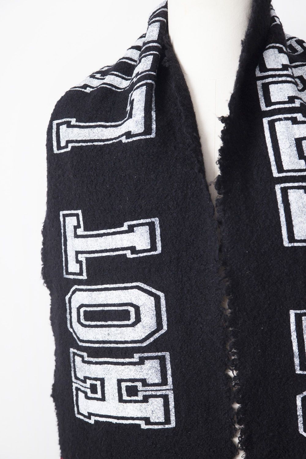 Faliero Sarti Hot Line Free Love 69 scarf Size ONE SIZE - 3 Thumbnail