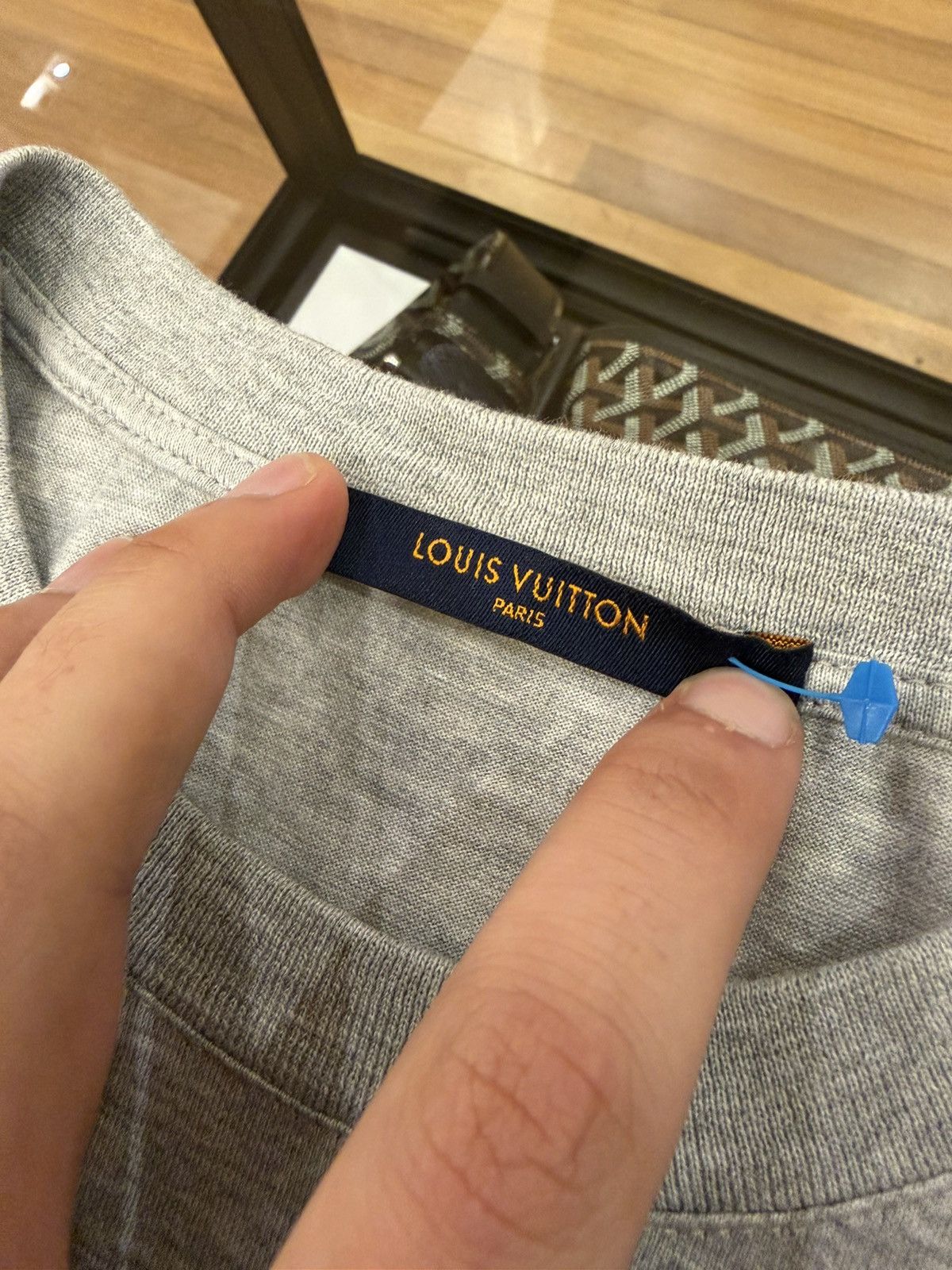 Louis Vuitton Louis Vuitton Tee Size US S / EU 44-46 / 1 - 4 Thumbnail