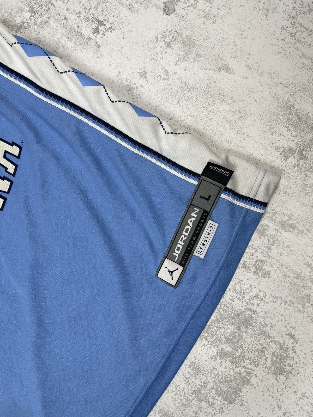 Jordan Brand 2010-12 Jordan UNC Tar Heels Barnes #40 Argyle Jersey Size US L / EU 52-54 / 3 - 3 Thumbnail