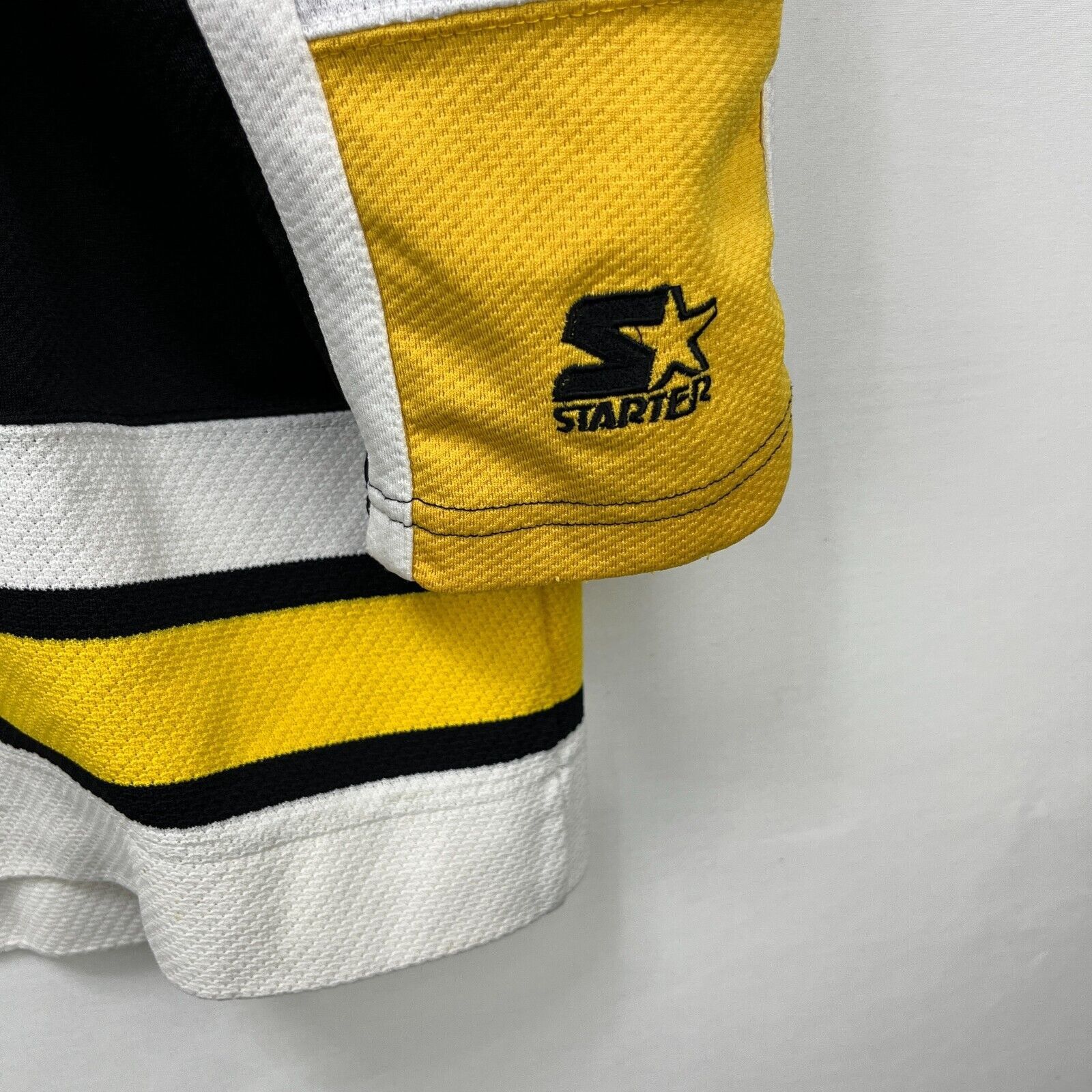 Starter × Vintage Vintage 90s Starter Boston Bruins Jersey Hockey Medium NHL Size US M / EU 48-50 / 2 - 3 Thumbnail