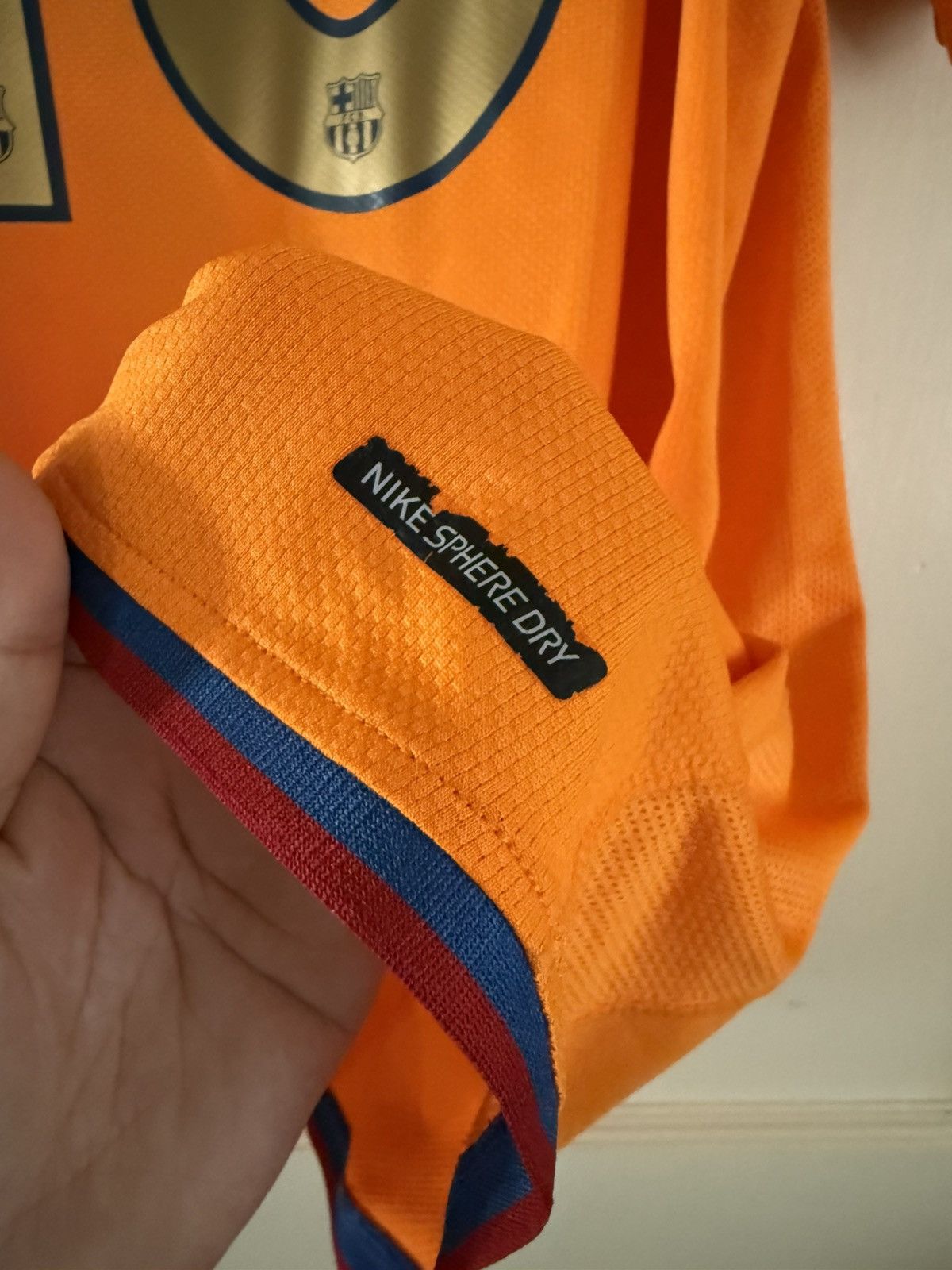 Nike 2006-07 Barcelona Ronaldinho Away Jersey Size US XL / EU 56 / 4 - 4 Thumbnail