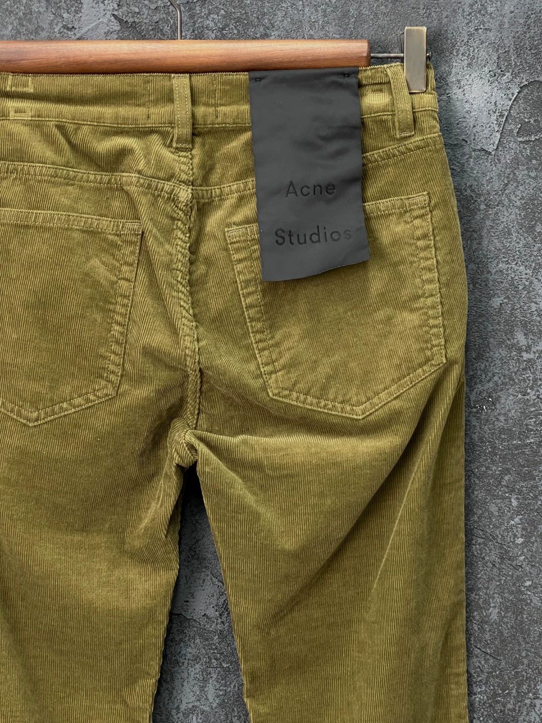 Acne Studios Acne Studios Olive Green Corduroy Jeans 30-34 Size 25" / US 0 / IT 36 - 7 Thumbnail