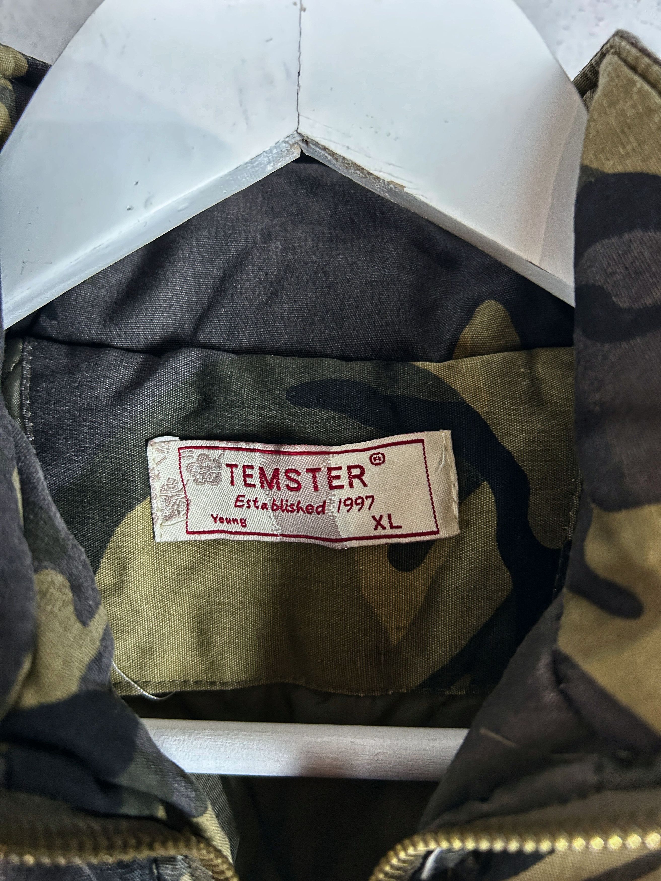 Japanese Brand Vintage Cropped Camo Jacket Y2K Military Streetwear Size US S / EU 44-46 / 1 - 7 Thumbnail