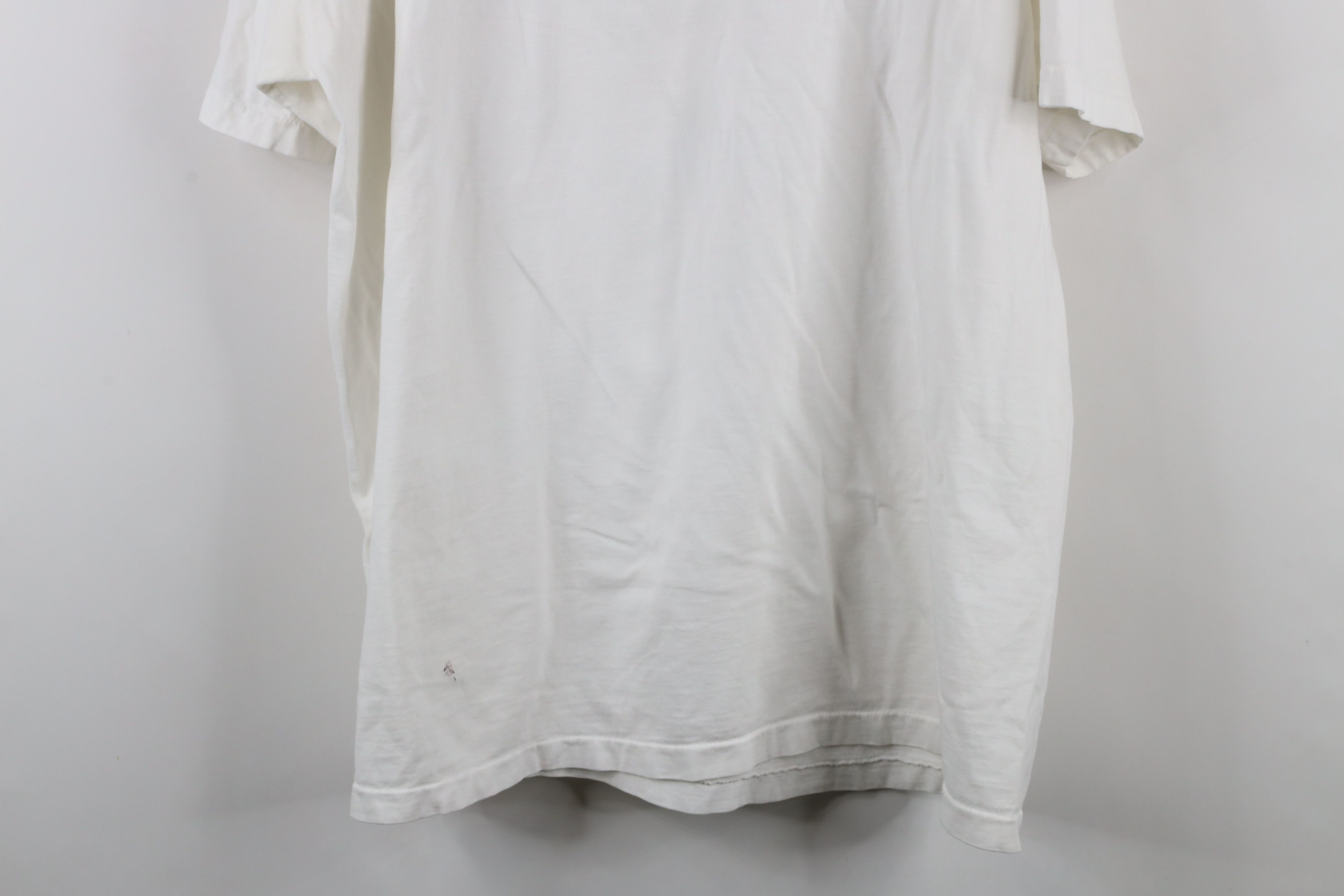 Vintage Vintage 90s Streetwear Short Sleeve T-Shirt White Cotton Size US XXL / EU 58 / 5 - 9 Thumbnail
