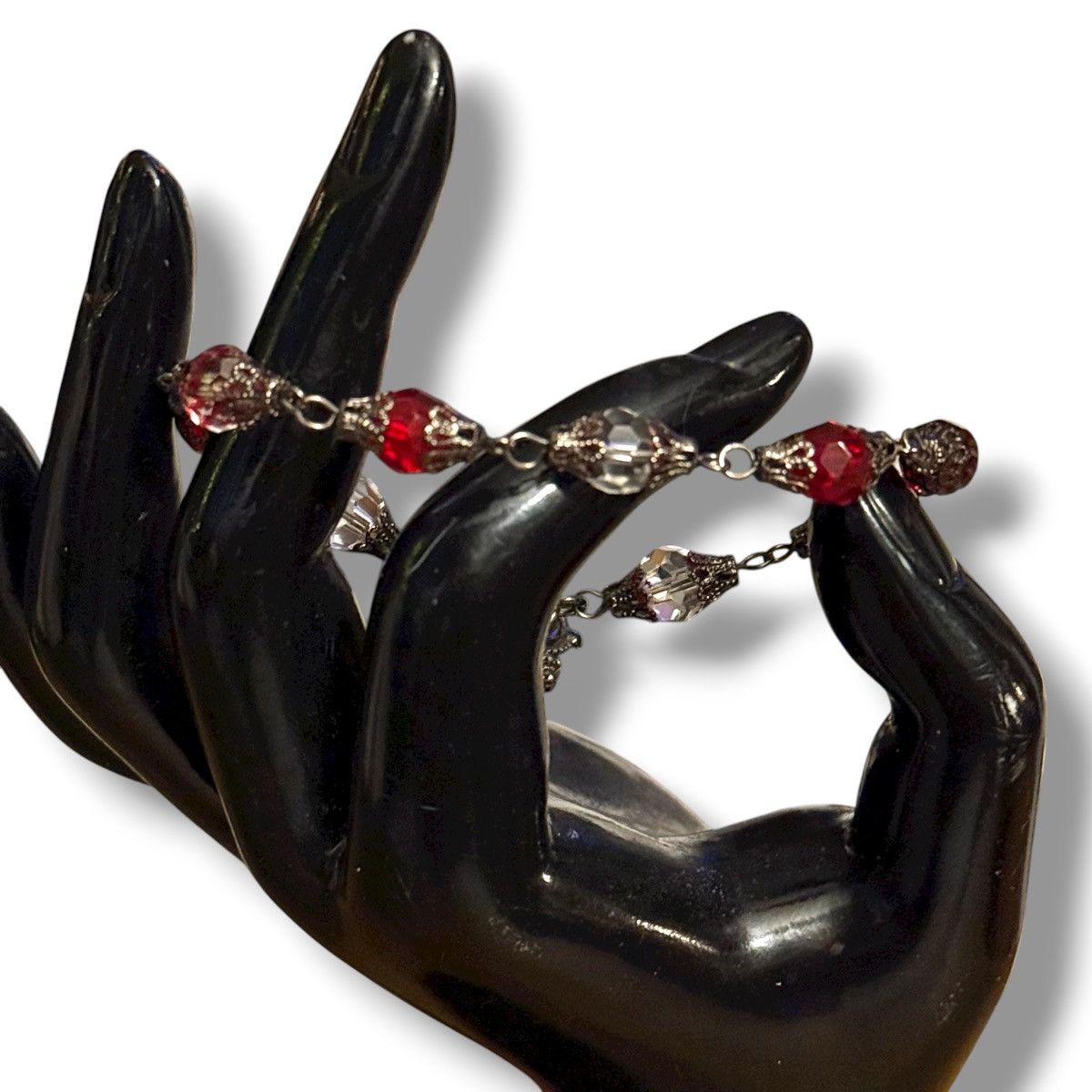 Other Silver tone red and clear faceted glass bead toggle bracelet Size ONE SIZE - 3 Thumbnail