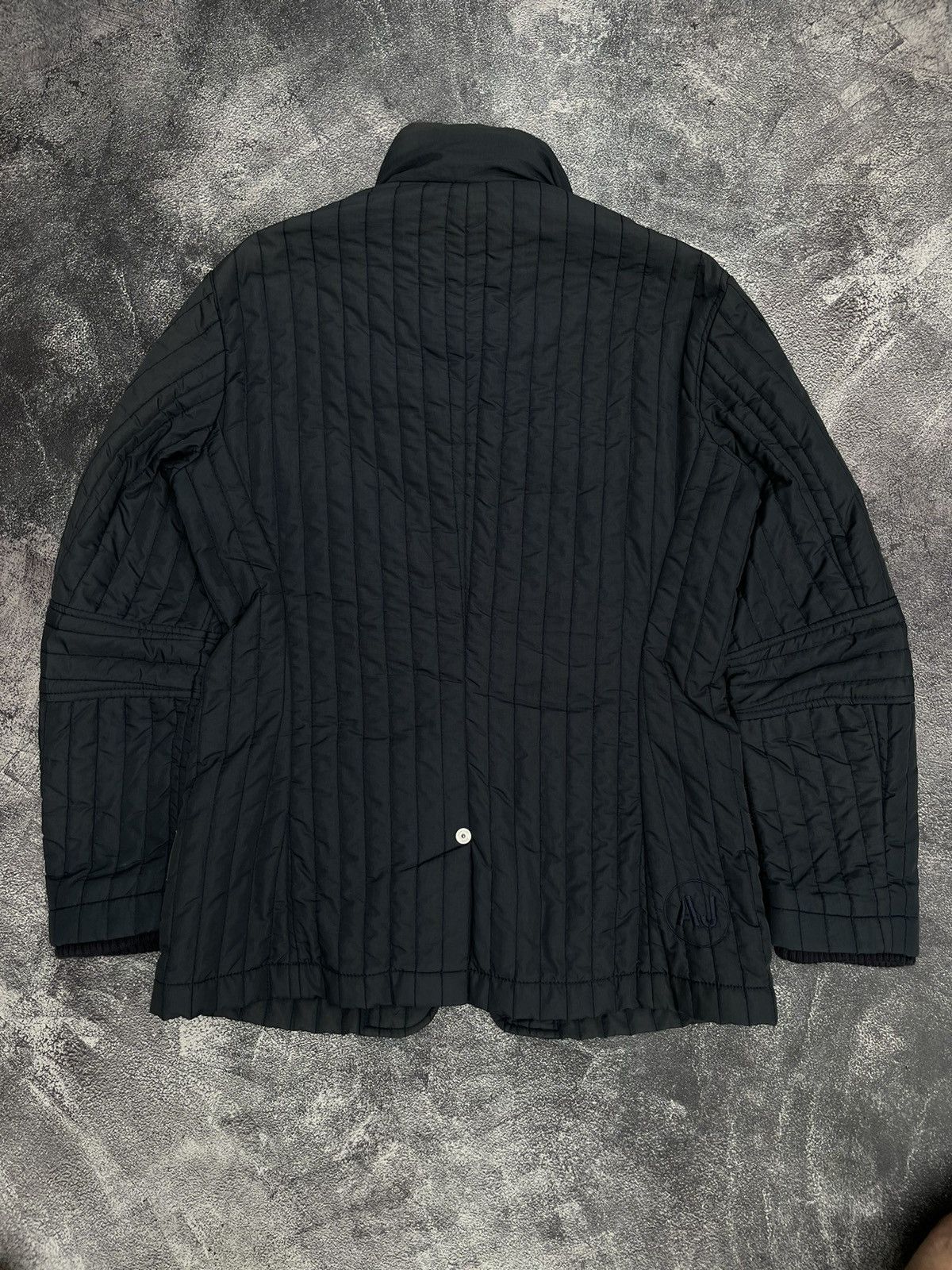 Armani 2000s Armani Padded Lines Navy Coat Jacket Size US L / EU 52-54 / 3 - 6 Thumbnail