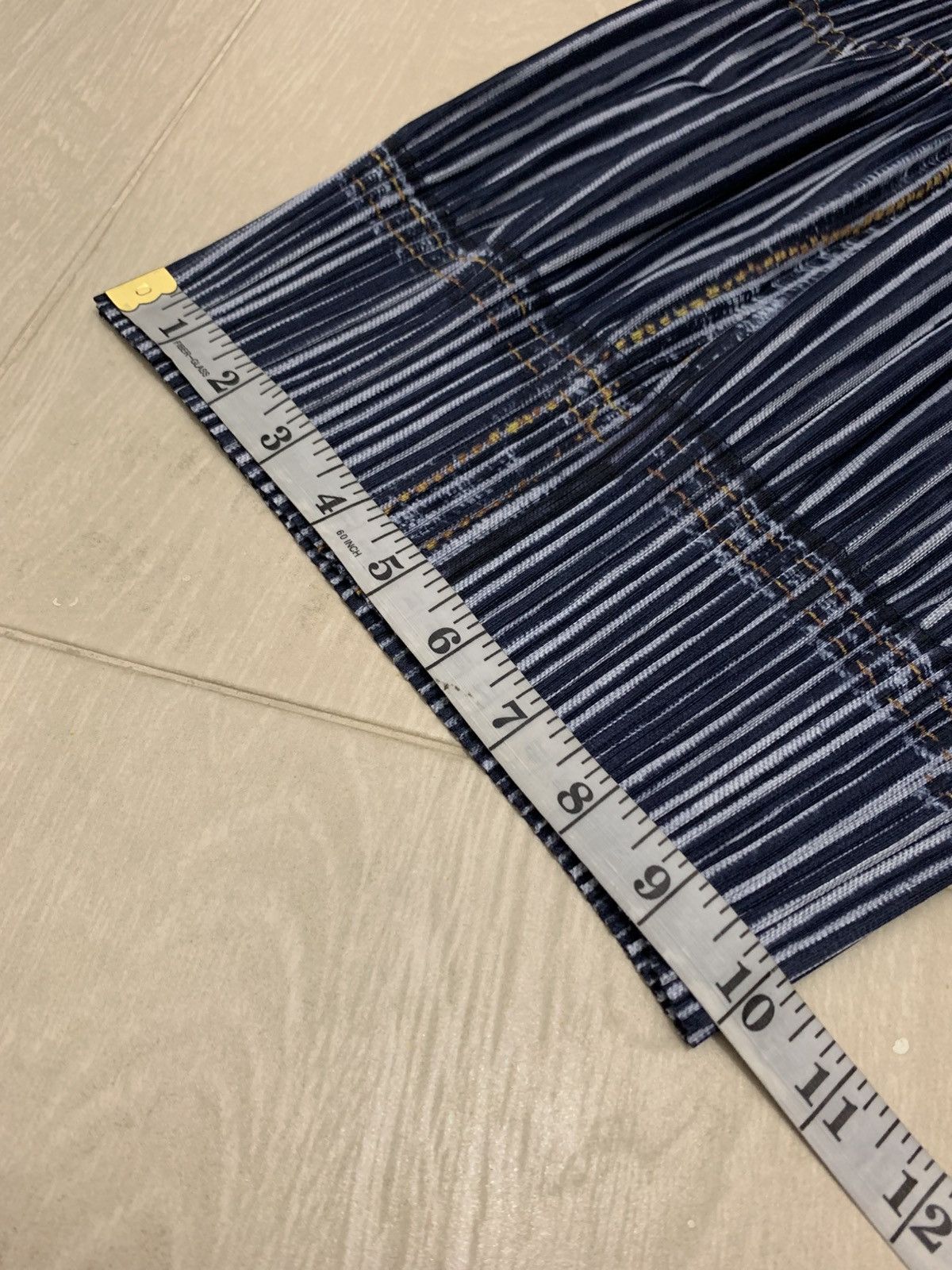 Issey Miyake ISSEY MIYAKE PLEATS PLEASE Denim Transfer Half Pants Size 29" - 11 Thumbnail