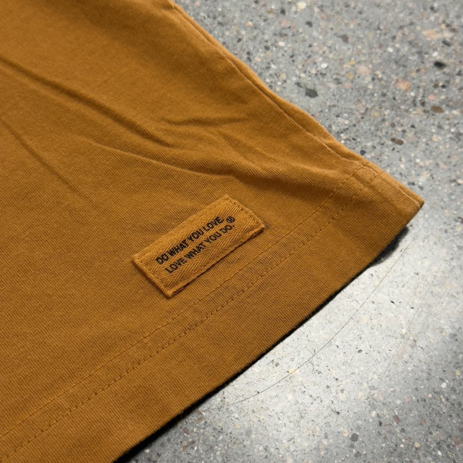Life is Good NWOT Life is Good Go Places Adventure T-Shirt S Size US L / EU 52-54 / 3 - 3 Thumbnail
