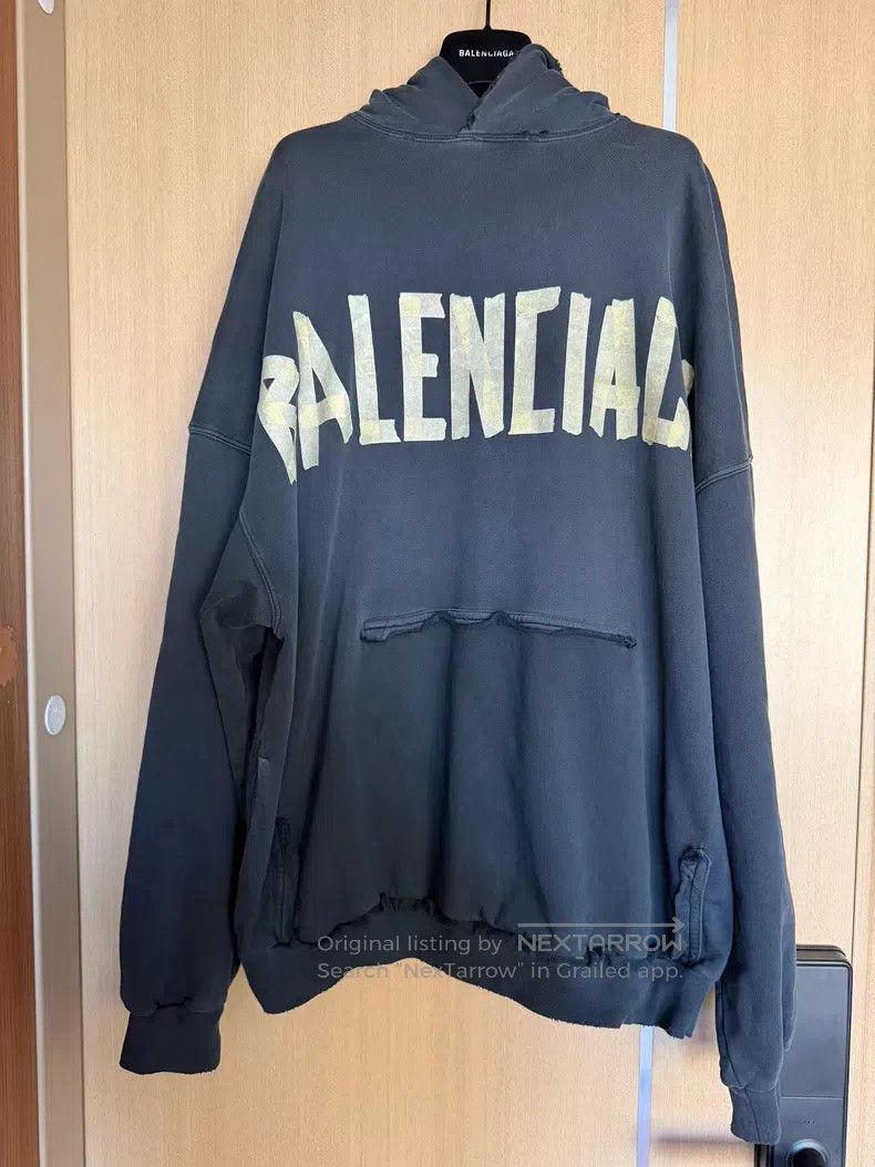 Balenciaga Balenciaga Distressed tape sweatshirt Size US L / EU 52-54 / 3 - 1 Thumbnail