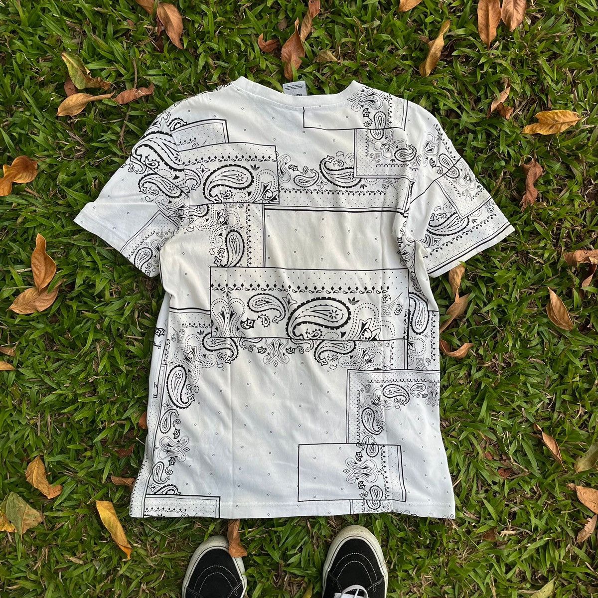 Adidas Adidas bandana tee Size US XL / EU 56 / 4 - 2 Thumbnail