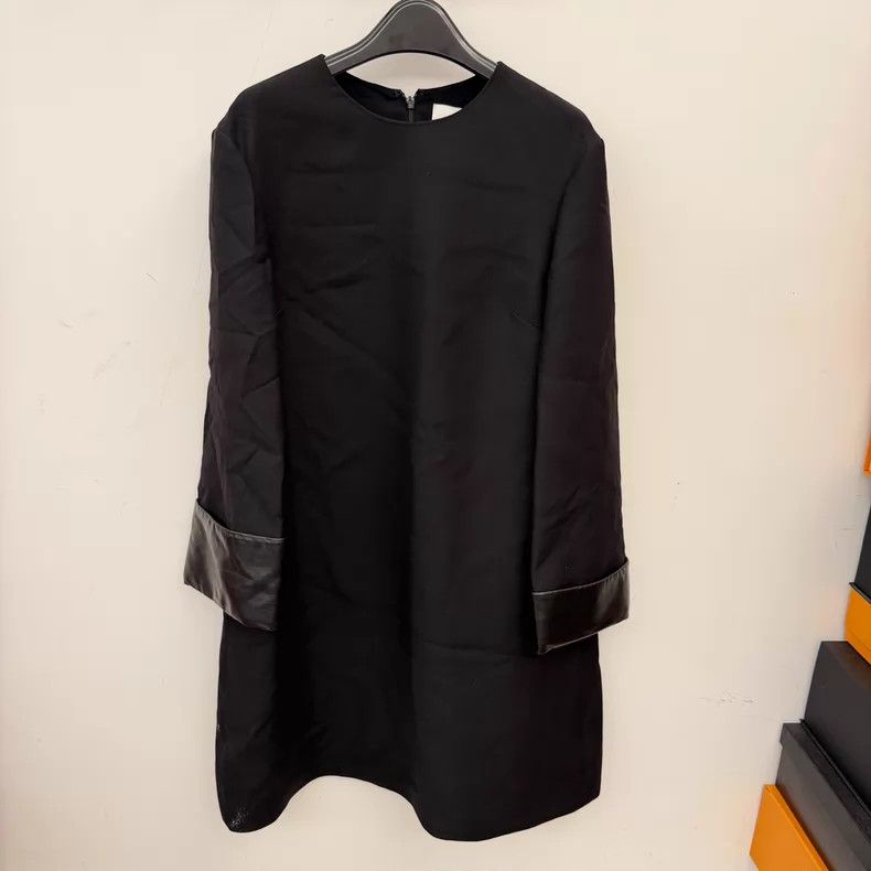 Valentino Valentino dress Size L / US 10 / IT 46 - 1 Thumbnail