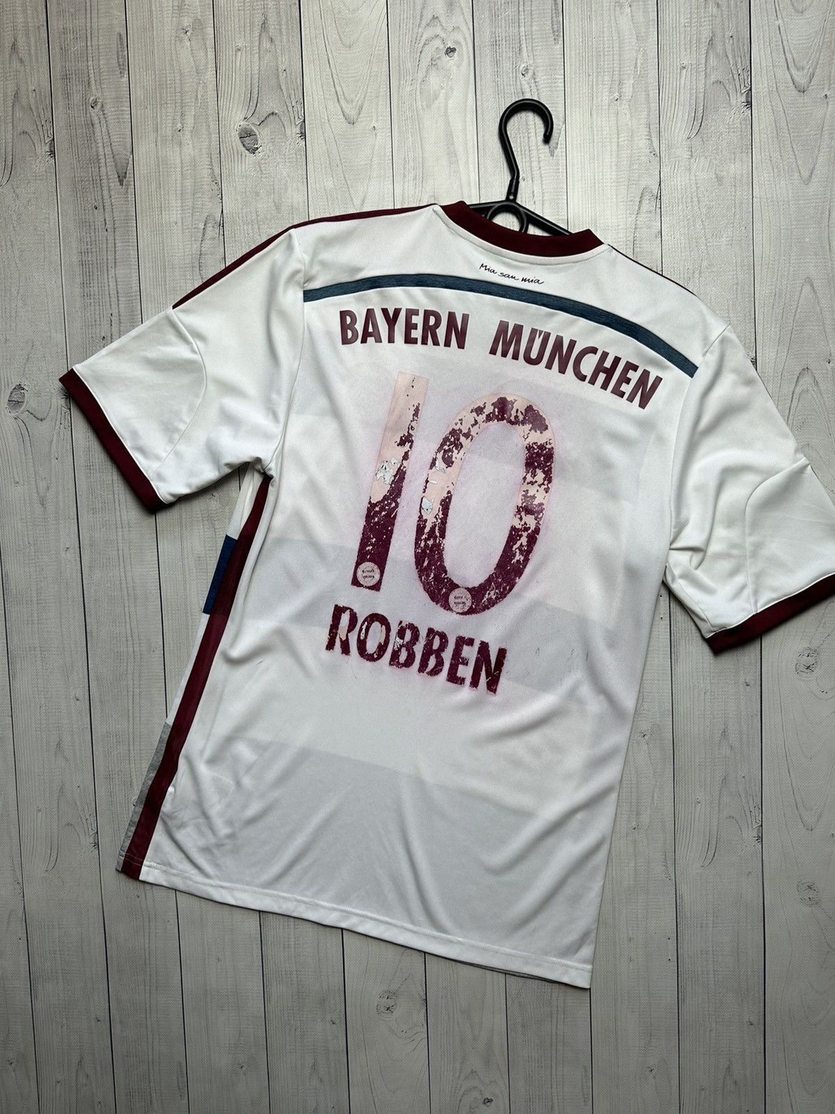 Adidas × Vintage Vintage soccer jersey 10 Robben Bayern Munich size M Size US M / EU 48-50 / 2 - 2 Thumbnail