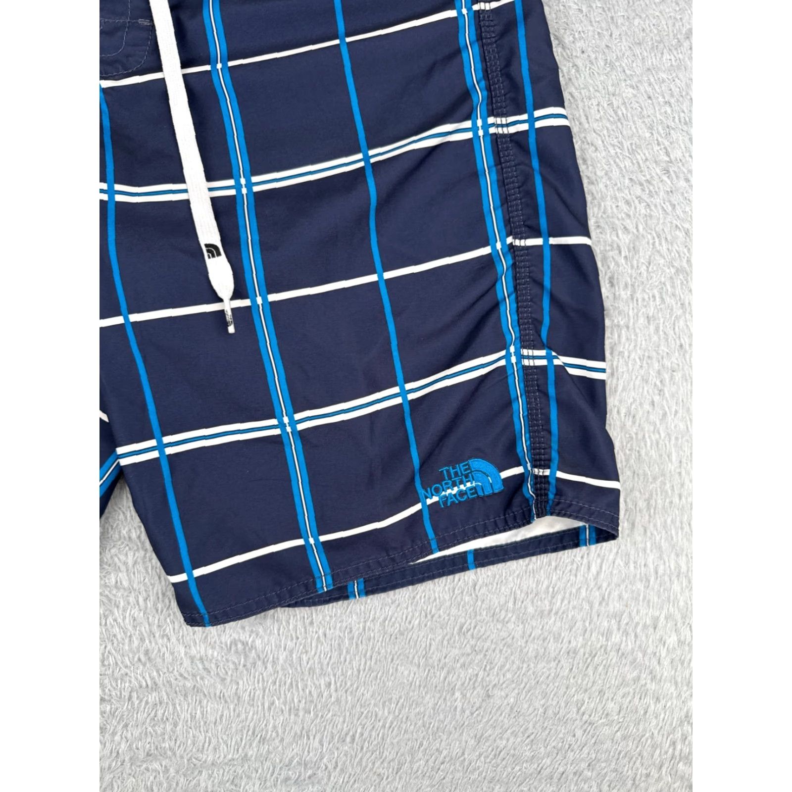 The North Face The North Face Swim Trunks Mens 34 Blue Polyester Zipper Pocket Board Shorts 11" Size US 34 / EU 50 - 2 Thumbnail