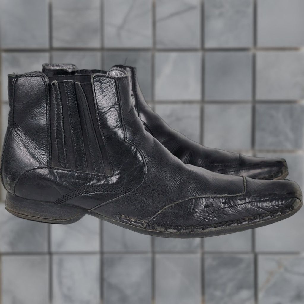 Guess Guess Boots Boots Men’s Size 10.5 Black Distressed Leather Casual Size US 11 / EU 44 - 1 Thumbnail