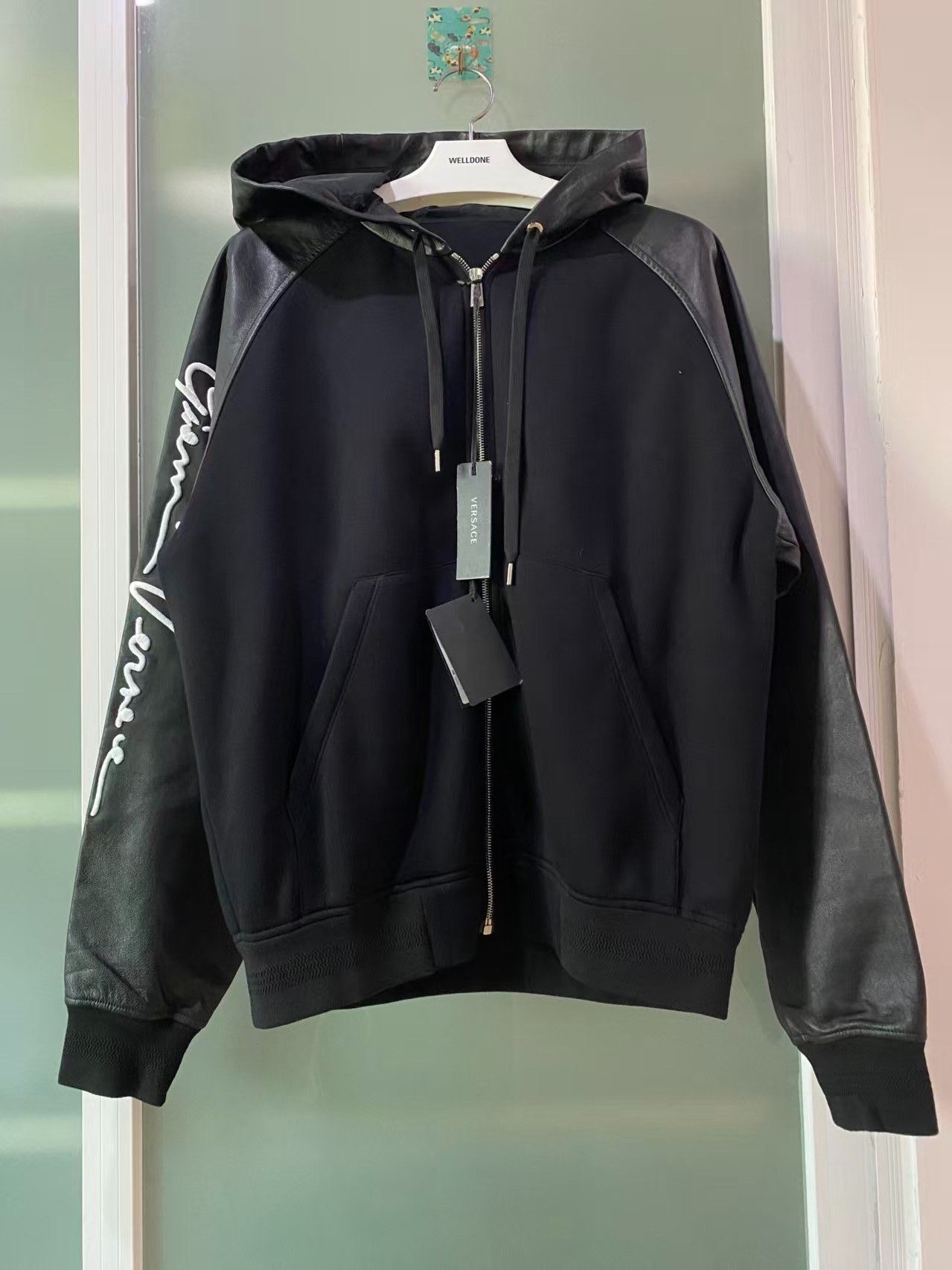 Versace Versace Color-Block Letter Print Hooded Jacket Size US M / EU 48-50 / 2 - 1 Thumbnail