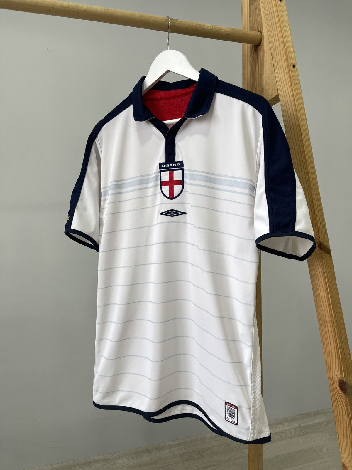 Umbro Vintage 2003/2005 Umbro England Reversible Home Kit Jersey Size US M / EU 48-50 / 2 - 3 Thumbnail