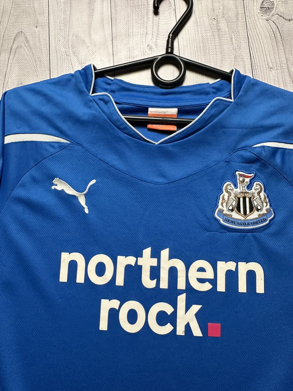 Puma × Vintage Vintage New Castle United soccer jersey size S blue Size US S / EU 44-46 / 1 - 4 Thumbnail