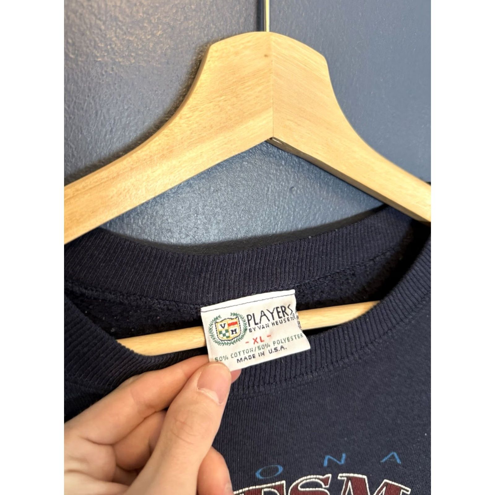 Vintage VINTAGE 90s National Sportsman Wolf Graphic Blue Cotton Sweatshirt XL Men Pullover Cotton 90s Blue Wolf Graphic Sweatshirt Mens XL Size US XL / EU 56 / 4 - 2 Thumbnail