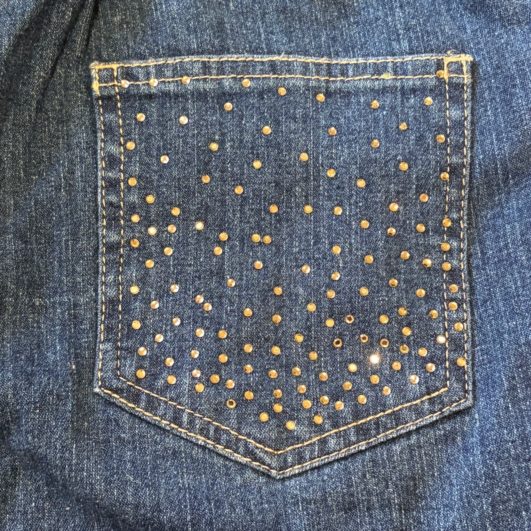 Quacker Factory Quacker Factory Jeans Cropped Womens XS Blue High Rise Denim Cuffed Embellished Rhinestone 5-Pocket Stretch Size 42" / US 20 - 7 Thumbnail