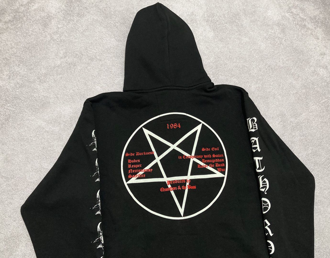 Band Tees Zip-hoodie Bathory - black metal (mayhem , venom , burzum) Size US XL / EU 56 / 4 - 6 Thumbnail