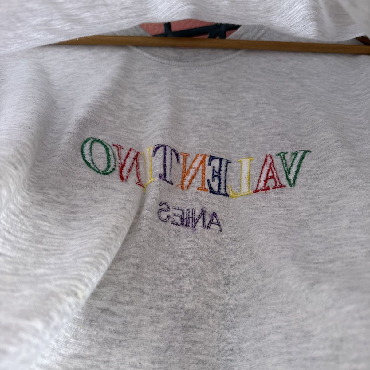 Valentino Valentino Anies Embroidery Colourful Luxury Basic Tee Size US L / EU 52-54 / 3 - 14 Thumbnail