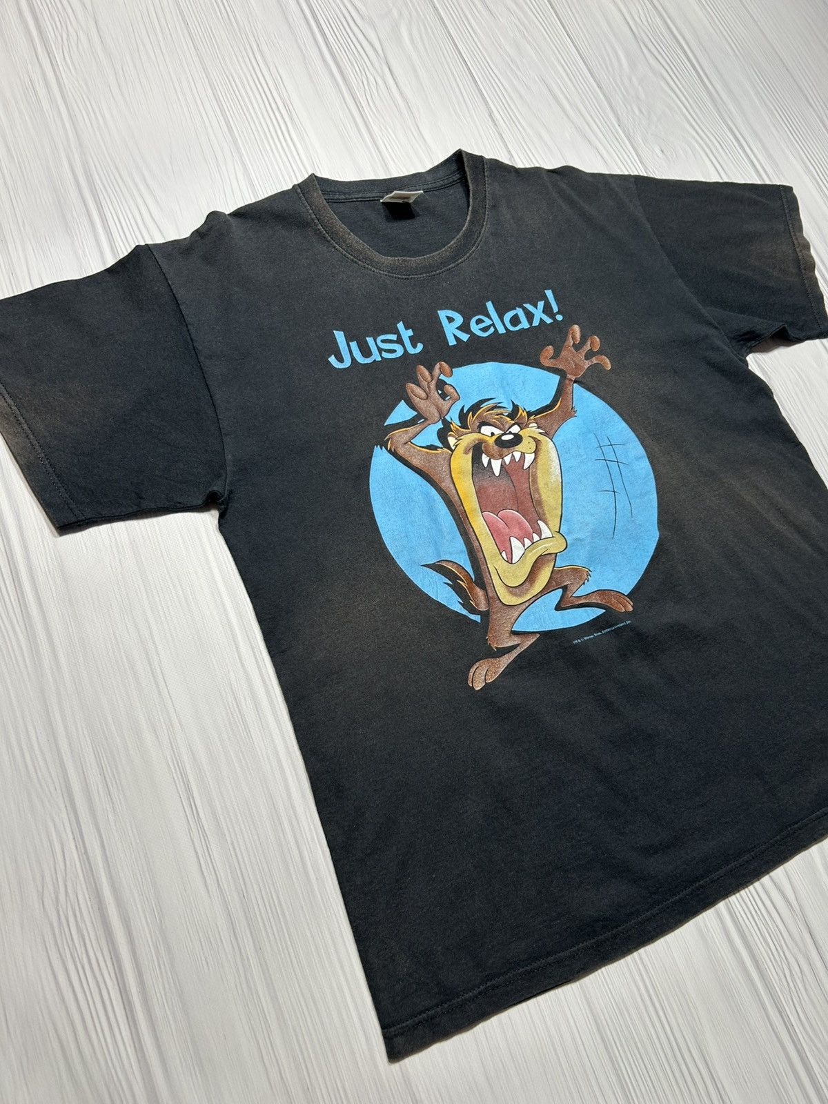 Vintage Vintage Tasmanian Devil Taz Looney Tunes T-Shirt Size XL Size US XL / EU 56 / 4 - 3 Thumbnail